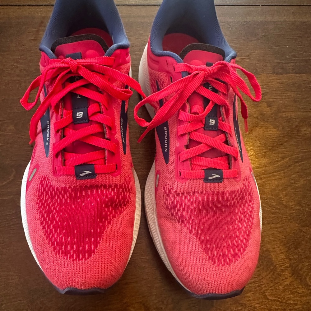 Brooks Vibrant Fuchsia and Navy Athletic Shoes